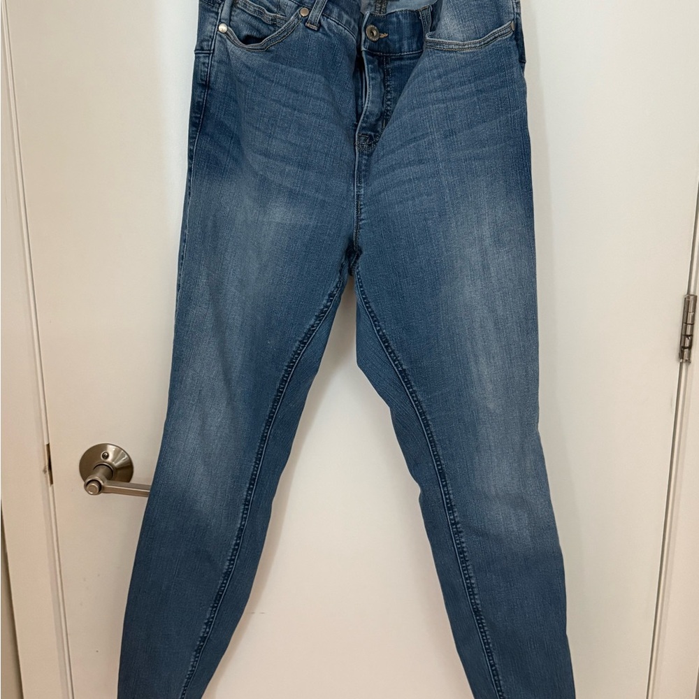 Torrid Women's Skinny Jeans in Classic Blue